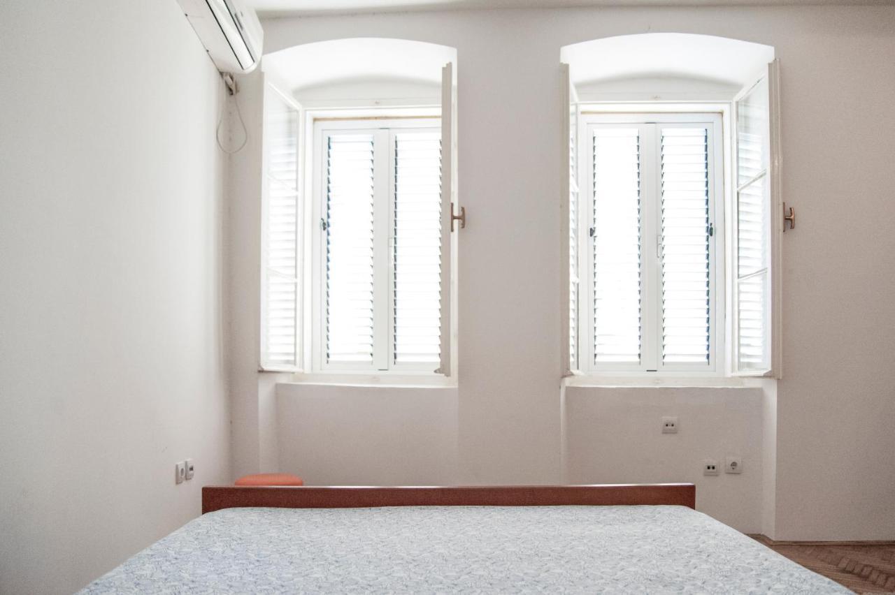 Apartment Old Town Herceg Novi Eksteriør billede